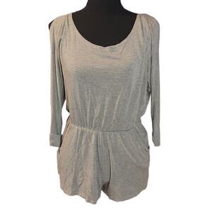 Rolla Coster Gray Cold Shoulder Romper Small